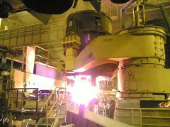 Подъемно-поворотный стенд для сталеразливочных ковшей